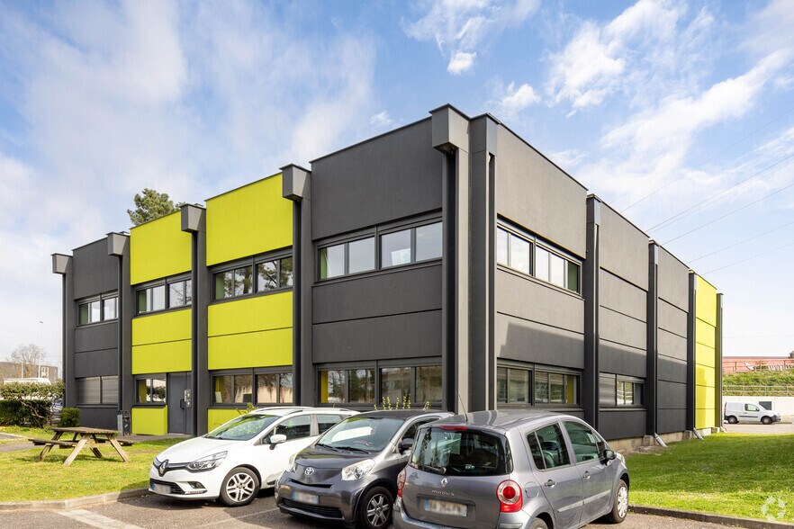 8 Rue Ariane, Mérignac à louer - Photo de l’immeuble – Image 3 sur 3