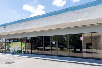 3801 N University Dr, Sunrise, FL à louer Photo intérieure– Image 2 sur 9