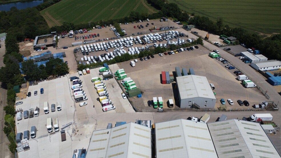 Plots 5-6 Broadway Business Park, Yaxley à louer - Photo de l’immeuble – Image 2 sur 8