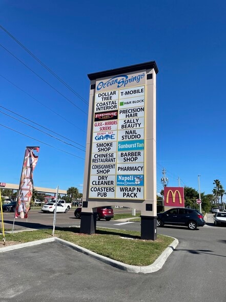 901-1001 E Eau Gallie Blvd, Indian Harbour Beach, FL à louer - Photo de l’immeuble – Image 2 sur 7