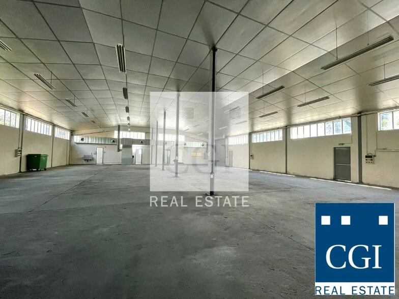 Local d’activités dans Seyssinet-Pariset à louer - Photo de l’immeuble – Image 2 sur 4