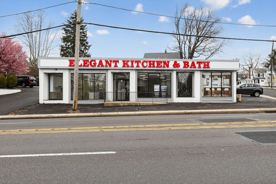 13 N York Rd, Willow Grove, PA à louer - Photo de l’immeuble – Image 2 sur 34