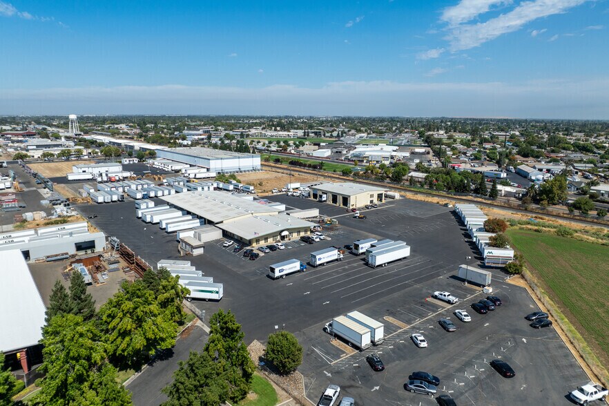 1019 Bessemer Ave, Manteca, CA à louer - Aérien – Image 3 sur 3
