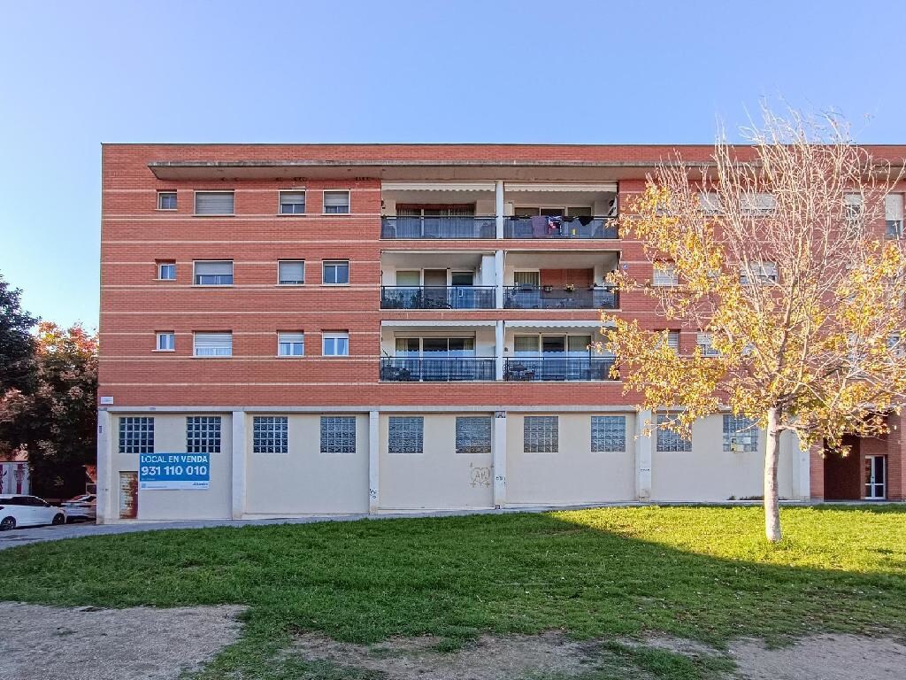 Carrer de Carmen Amaya, 7, La Llagosta, Barcelona à vendre Photo principale– Image 1 sur 2