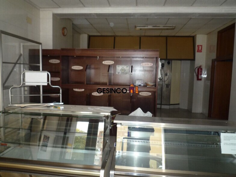 Local commercial dans València, Valencia à vendre - Photo de l’immeuble – Image 3 sur 7