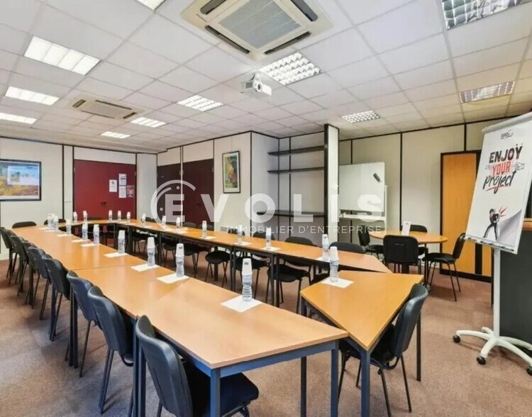 Bureau dans Paris à louer - Photo de l’immeuble – Image 2 sur 6