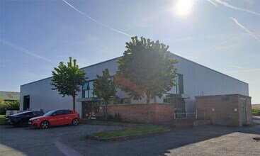 Clywedog Rd N, Wrexham à louer Photo de l’immeuble– Image 2 sur 5