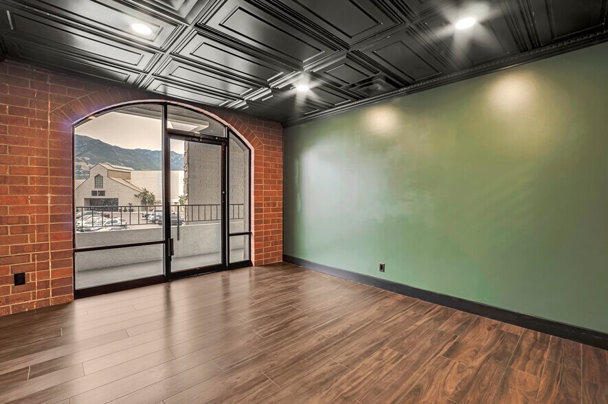3733 S 250 W, Ogden, UT à louer - Photo de l’immeuble – Image 2 sur 11