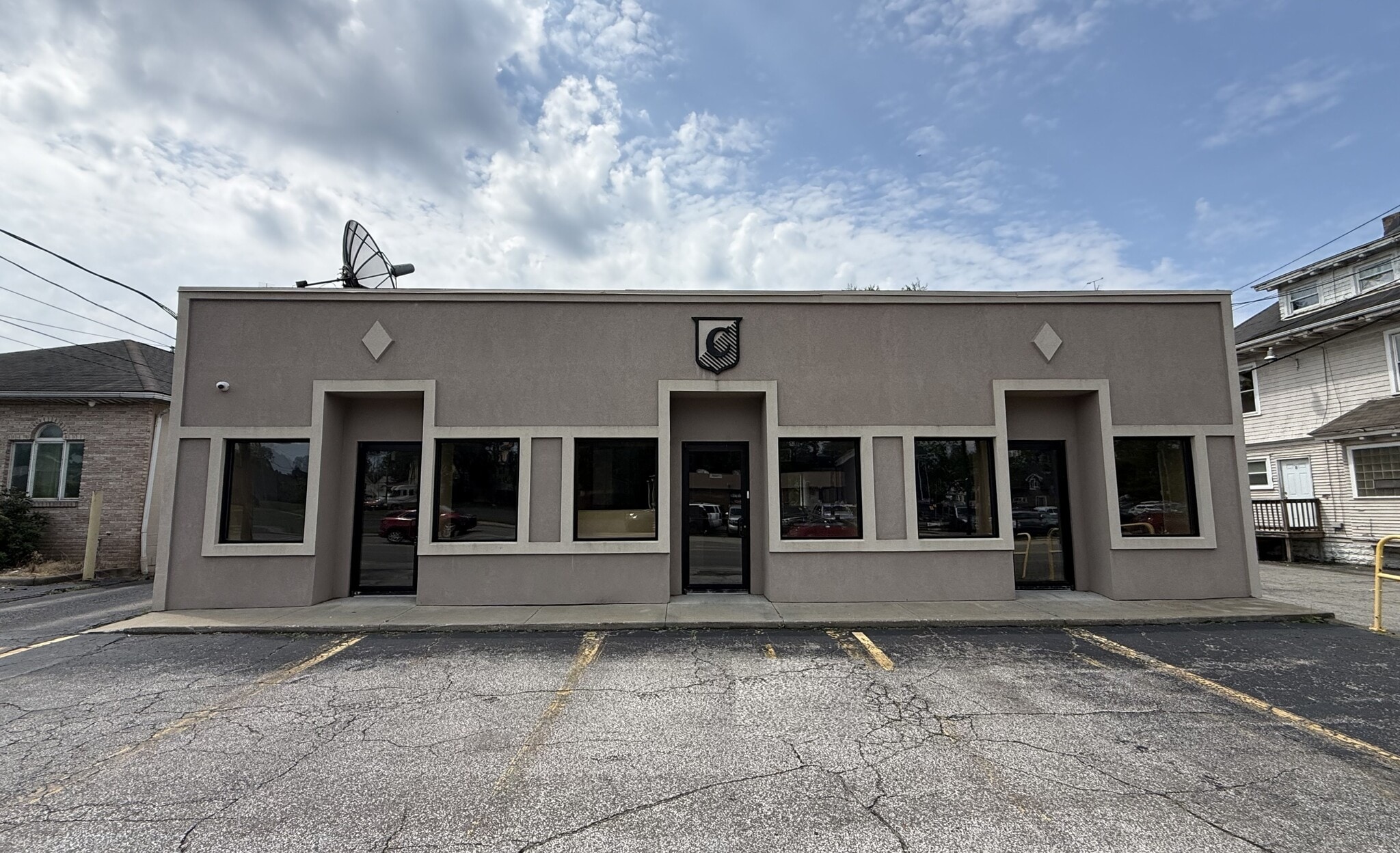 1024 E Market St, Warren, OH à vendre Photo principale– Image 1 sur 2