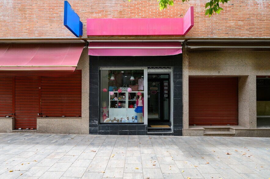 View Photo