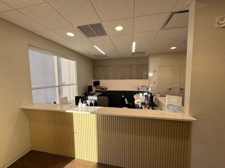 11512 Lake Mead Ave, Jacksonville, FL à vendre - Photo de l’immeuble – Image 3 sur 11