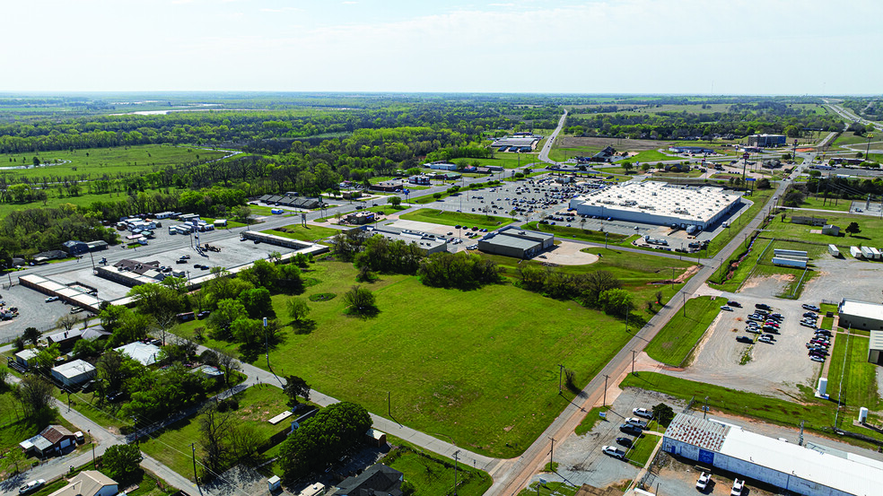 1745 Hardcastle blvd, Purcell, OK à vendre - Photo principale – Image 1 sur 17