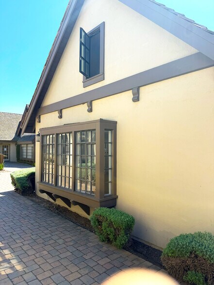 256 San Jose St, Salinas, CA à louer - Photo de l’immeuble – Image 2 sur 19