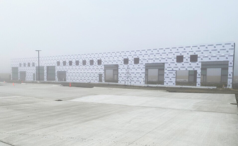 54191 Gratiot Ave, Chesterfield Township, MI à louer - Photo de l’immeuble – Image 1 sur 5