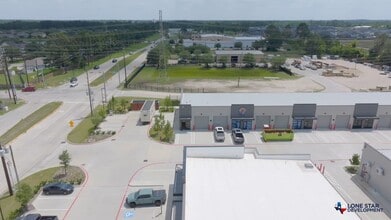 22525 Hufsmith - Kohrville Rd, Tomball, TX à louer - Vidéo sur l’annonce professionnelle