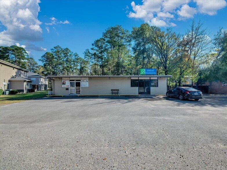 Texas Laundry Basket LLC portefeuille de 3 biens à vendre sur LoopNet.fr - Photo de l’immeuble – Image 2 sur 33