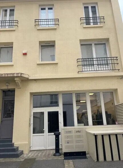 Bureau dans Paris à louer - Photo de l’immeuble – Image 1 sur 19