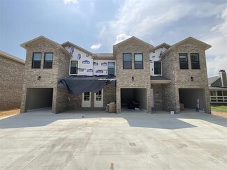 Plus de détails pour 410, 412, & 414 England St, Lonoke, AR - Spécialisé à vendre