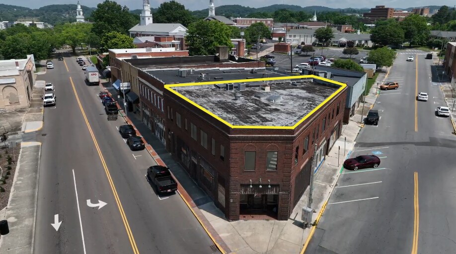233 E Sullivan St, Kingsport, TN à vendre - Photo de l’immeuble – Image 2 sur 3