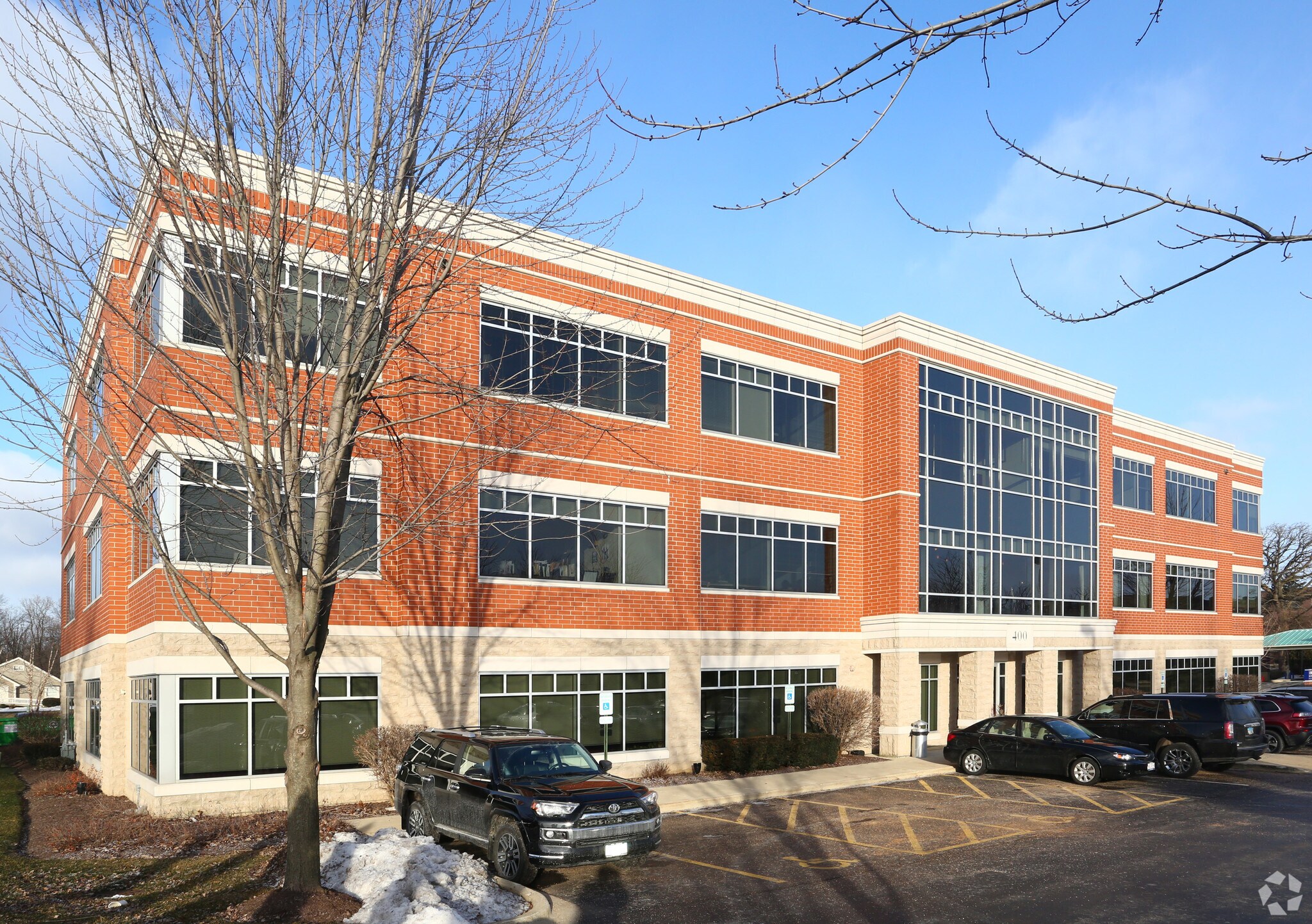 400 S County Farm Rd, Wheaton, IL à vendre Photo principale– Image 1 sur 40