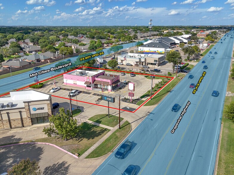 460 Grapevine Hwy, Hurst, TX à vendre - Photo de l’immeuble – Image 3 sur 9