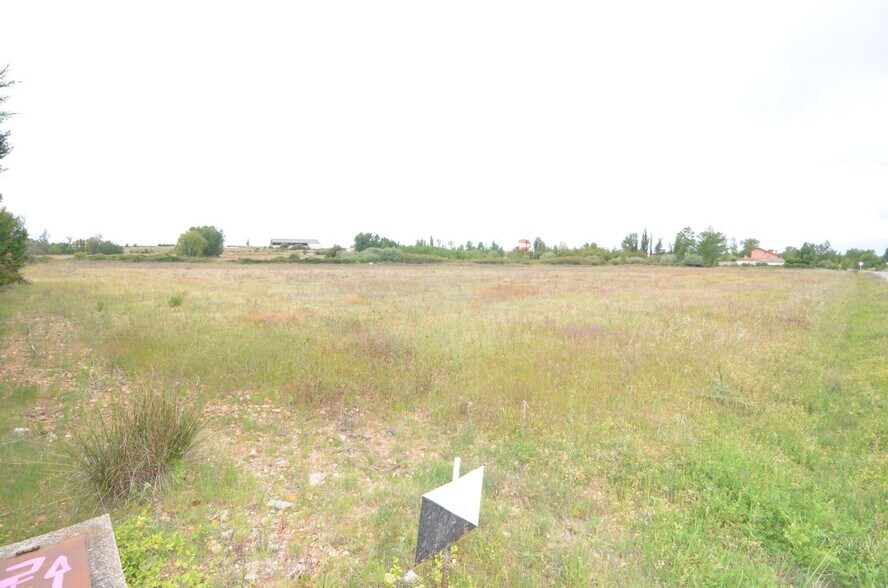 Terrain dans Pelabravo, Salamanca à louer - Plan de site – Image 2 sur 12
