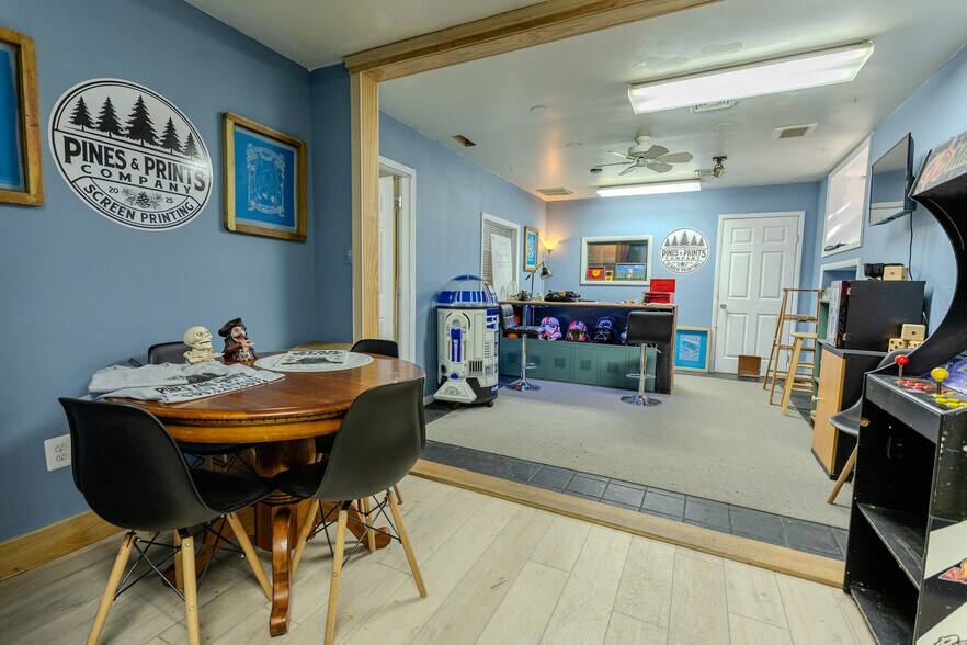 4179 W Jersey Ave, Mays Landing, NJ à vendre - Photo principale – Image 1 sur 20