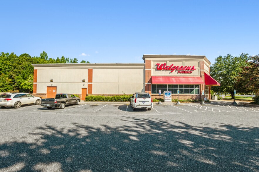 533 N Main St, Troutman, NC à vendre - Photo de l’immeuble – Image 3 sur 8