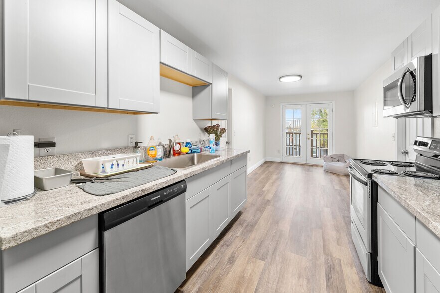 1133 Buena Vista Ave, Reno, NV à vendre - Photo de l’immeuble – Image 3 sur 15