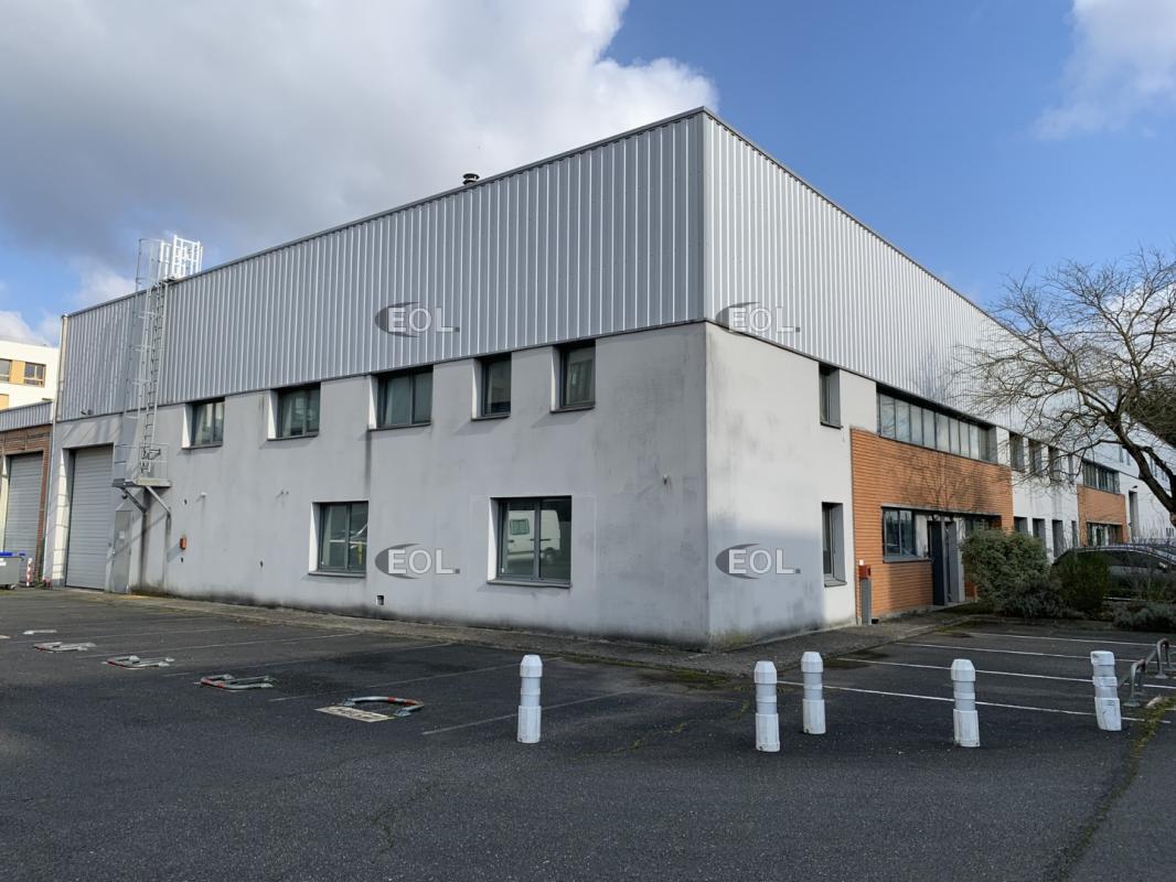 Industriel/Logistique dans Massy à louer Photo de l’immeuble– Image 1 sur 12