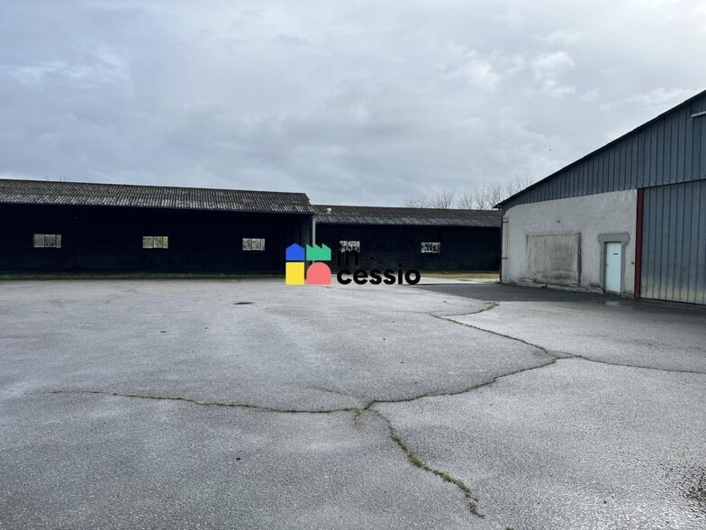 Industriel/Logistique dans Vibraye à vendre - Photo de l’immeuble – Image 2 sur 13
