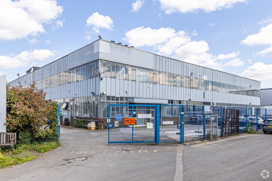 12 Imperial Way, Croydon à louer - Photo de l’immeuble – Image 1 sur 1