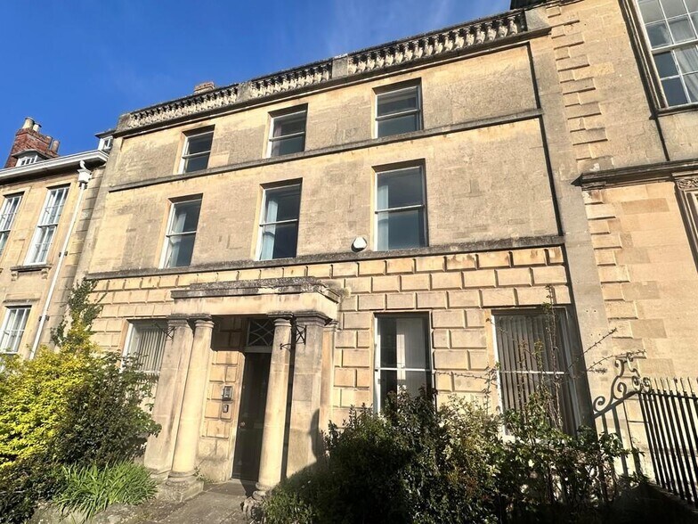 71 Fore St, Trowbridge à vendre - Photo de l’immeuble – Image 2 sur 13