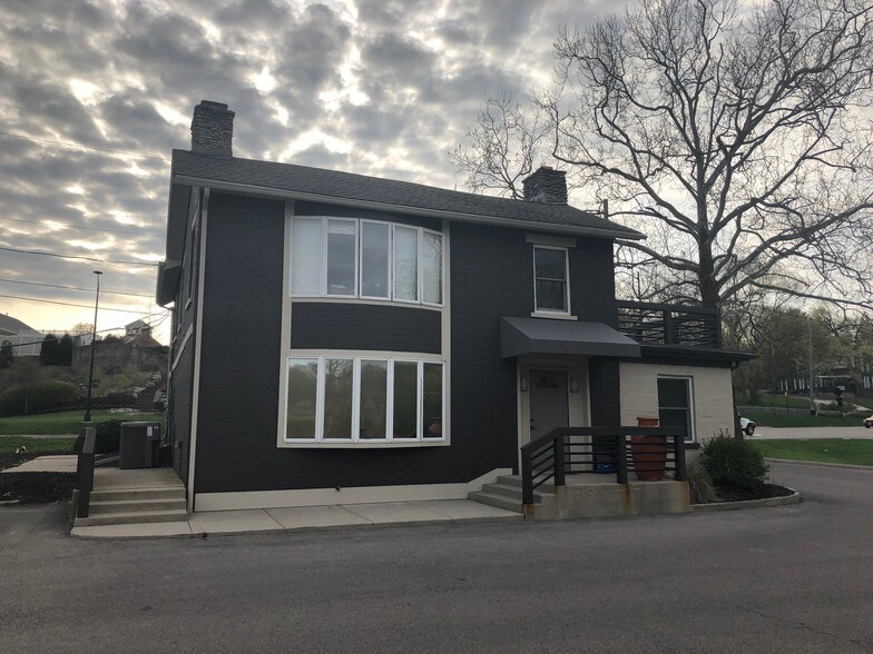 6371 Riverside Dr, Dublin, OH à louer - Photo de l’immeuble – Image 3 sur 17