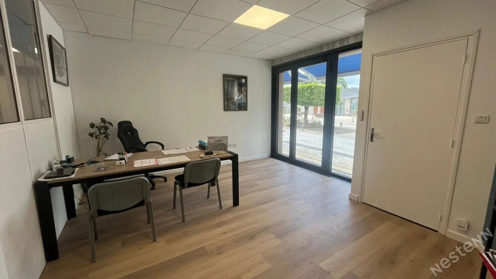 Local commercial dans Landévant à vendre - Photo de l’immeuble – Image 3 sur 8
