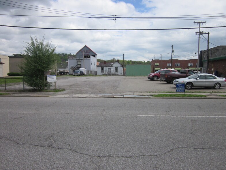 108 Randolph St, Charleston, WV à vendre - Photo de l’immeuble – Image 1 sur 4