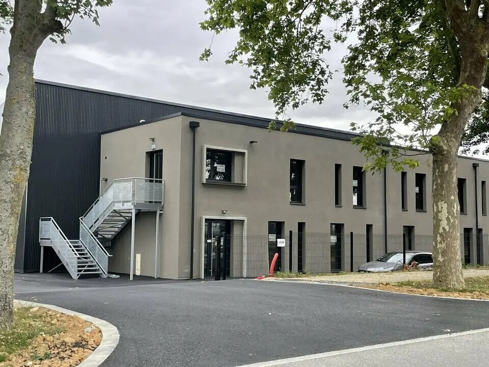 Bureau dans Bretteville-sur-Odon à vendre Photo de l’immeuble– Image 1 sur 5