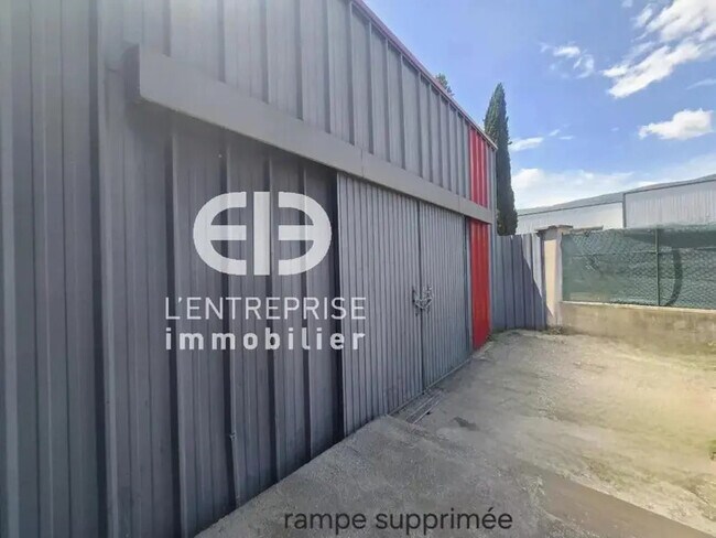 Plus de détails pour Industriel/Logistique à louer