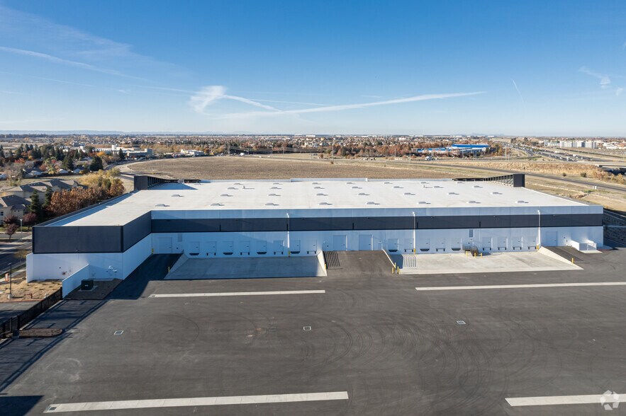 3950 Duckhorn, Sacramento, CA à louer - Aérien – Image 2 sur 4
