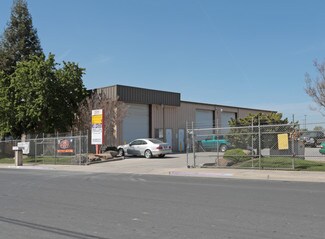 Plus de détails pour 1509 Menlo Ave, Clovis, CA - Industriel/Logistique à louer