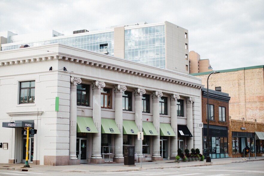 330 E Hennepin Ave, Minneapolis, MN à louer - Photo de l’immeuble – Image 1 sur 7