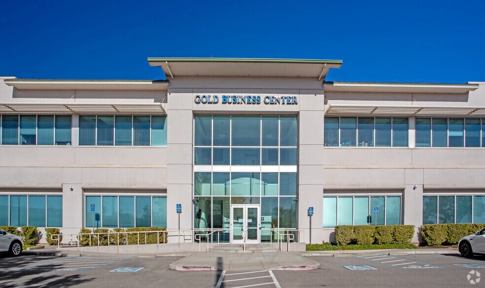 2077 Gold St, San Jose, CA à louer - Photo de l’immeuble – Image 2 sur 23
