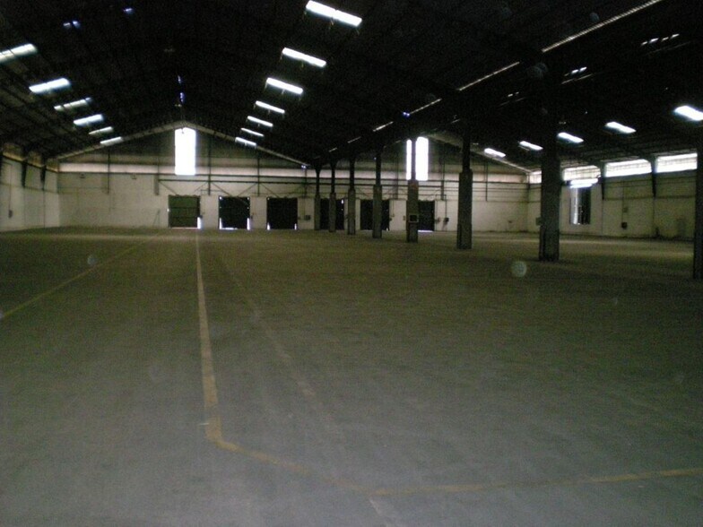 Calle la Red Veintisiete, 21, Alcalá de Guadaíra, Sevilla à louer - Photo de l’immeuble – Image 3 sur 10