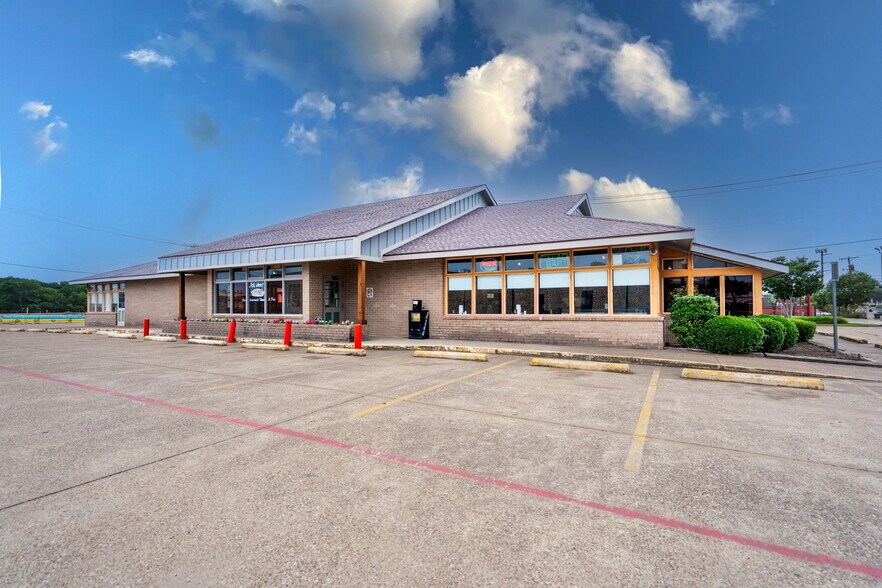 3324 Lakeview Pky, Rowlett, TX à vendre - Photo de l’immeuble – Image 3 sur 25