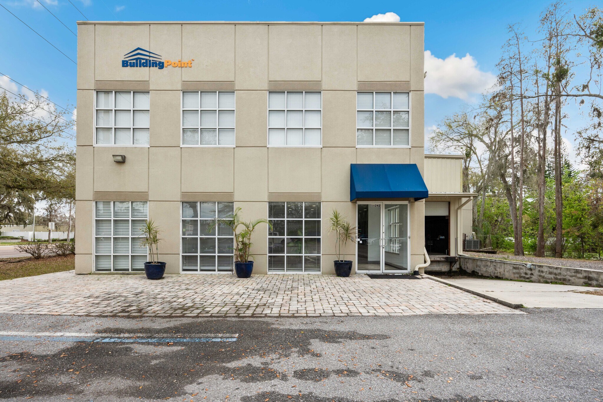 16238-16242 N Florida Ave, Lutz, FL à louer Photo principale– Image 1 sur 28