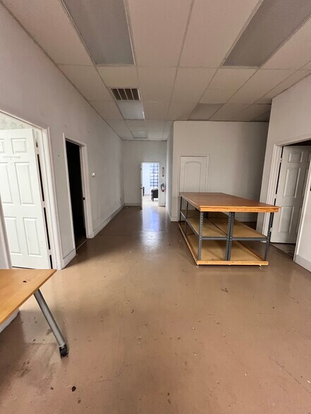 5800 Corporate Dr, Houston, TX à louer - Photo de l’immeuble – Image 2 sur 16