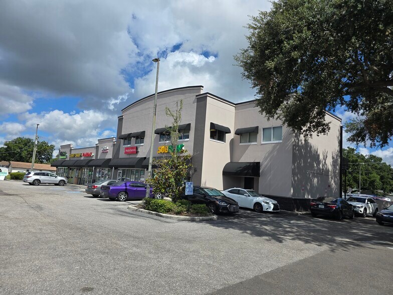 2513 W Hillsborough Ave, Tampa, FL à louer - Photo de l’immeuble – Image 2 sur 14