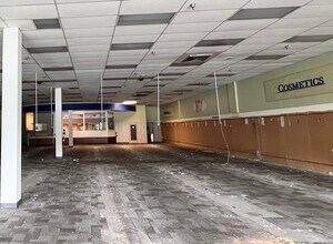 1650 Dreshertown Rd, Dresher, PA à louer Photo intérieure– Image 2 sur 2