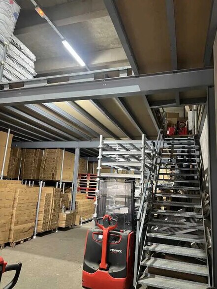 Bureau dans Sarcelles à louer - Photo de l’immeuble – Image 3 sur 6