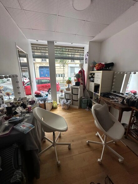 6 Rue Clapeyron, Paris à louer - Photo de l’immeuble – Image 2 sur 6